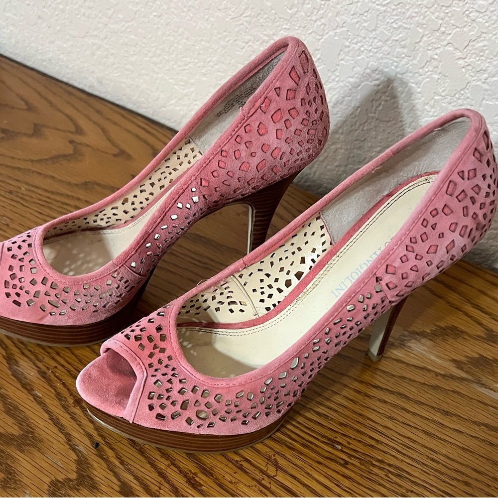 Enzo Angiolini Pink Suede Heels